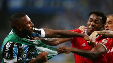 Pelea entre jugadores durante un partido de fútbol 8 en Mataderos